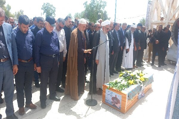 پیکر «محمد علی بهمنی» در تالار شهید آوینی بندرعباس آرام گرفت – خبرگزاری مهر | اخبار ایران و جهان