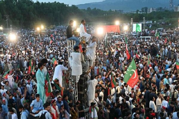 هزاران نفر در پایتخت پاکستان خواستار آزادی «عمران‌خان» شدند – خبرگزاری مهر | اخبار ایران و جهان