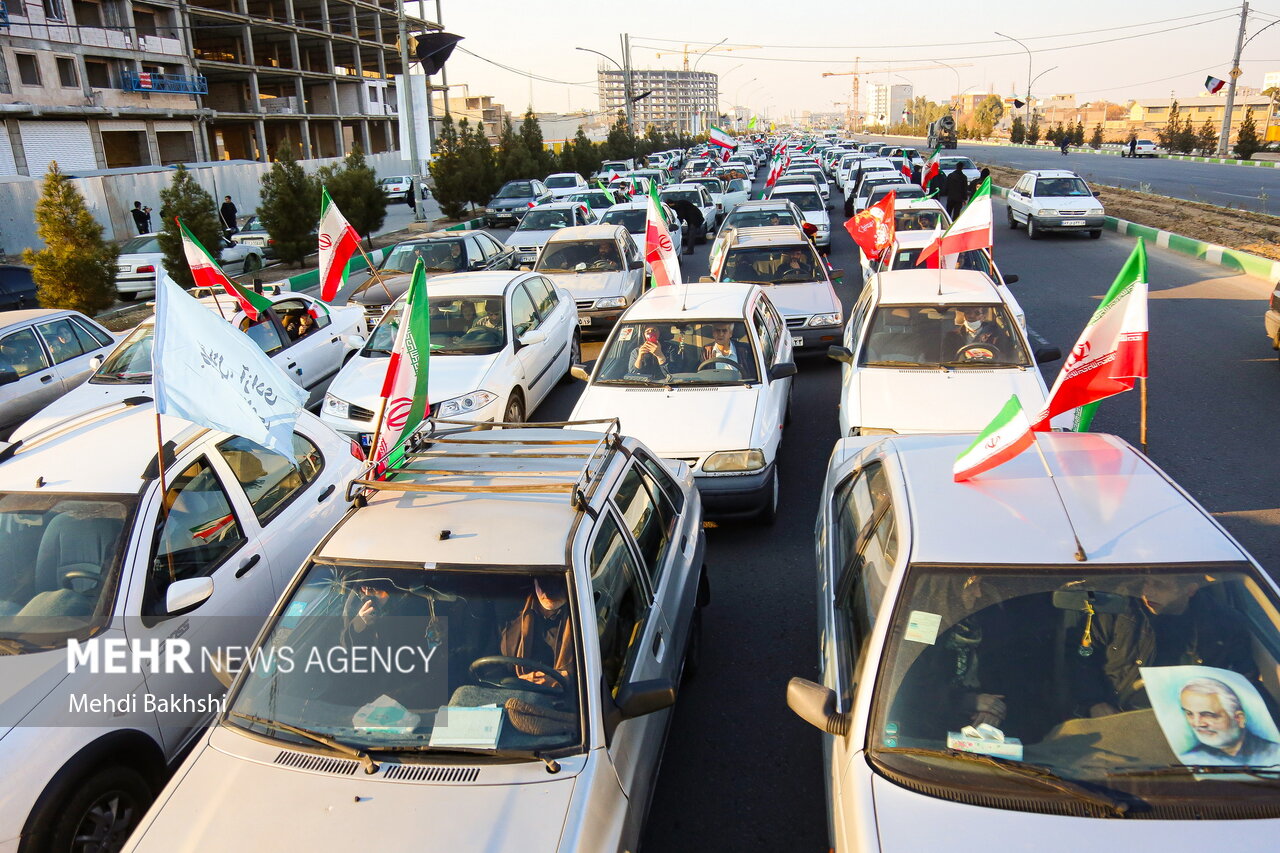 شادی خیابانی کرمانشاهیان از حملات موشکی سپاه به سرزمین‌های اشغالی – خبرگزاری مهر | اخبار ایران و جهان